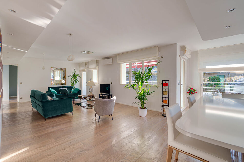 Appartement Evian Les Bains 3 pièces de 105,68m² proche centre-ville et embarcadère