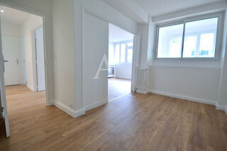  Appartement à louer 3 pièces 56 m²