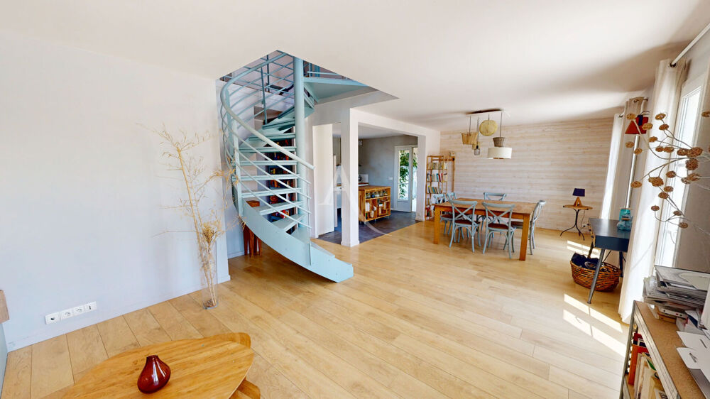 Vente Maison Maison familiale 4 chambres avec piscine, terrain de 904 m² sans vis-à-vis Moussan