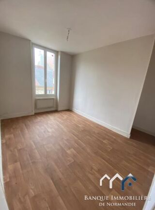  Appartement à louer 3 pièces 44 m²