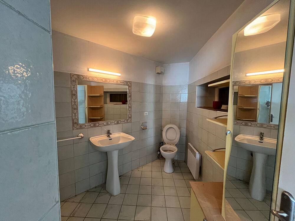 Bourg Hyper centre A vendre Appartement 1 pièce(s) studio 33m2