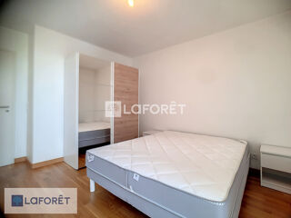  Appartement à louer 3 pièces 68 m²