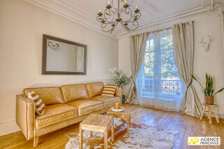 Vente Maison Versailles Proximité plateau Saint-Antoine - Maison  9 pièces 238 m² au sol sur parcelle de 450 m² environ avec terrasse, jardin Versailles