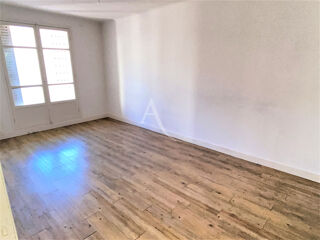  Appartement à louer 3 pièces 51 m²