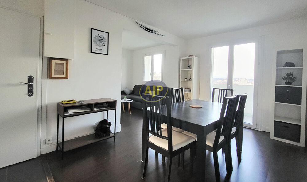 Appartement T4 rénové 70m² avec balcons TALENCE Suzon