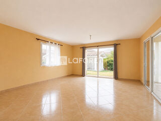  Maison à louer 4 pièces 112 m²
