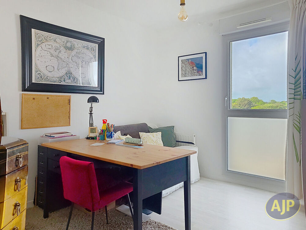 Vente Appartement Appartement Saint Nazaire PORCE 3 pièce(s) 64 m2+ 12m² de TERRASSE+ PARKING Saint nazaire