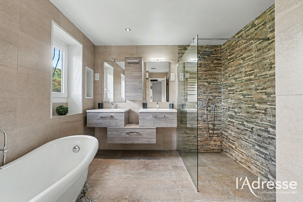 Vente Maison Exclusivité l'Adresse - Maison Toulousaine T5 de 160m² avec Piscine sur un Terrain de 650m² Toulouse