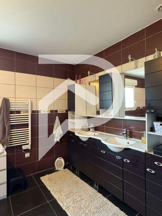  Maison � vendre 8 pi�ces 280 m�