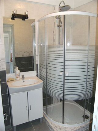  Appartement à louer 2 pièces 38 m²