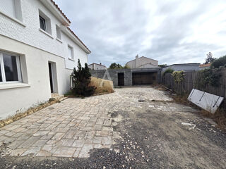  Appartement à vendre 3 pièces 136 m²