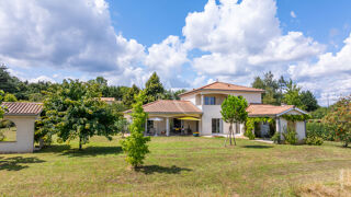  Maison  vendre 6 pices 207 m