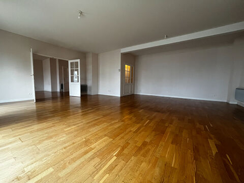  Appartement  louer 4 pices 164 m