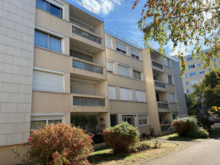  Appartement à louer 3 pièces 63 m²