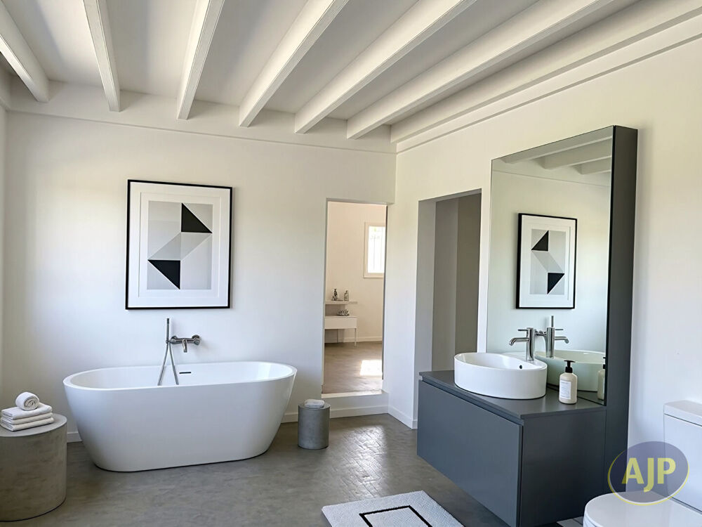 Vente Maison Laruscade 1 pièce(s) 300 m2 Laruscade