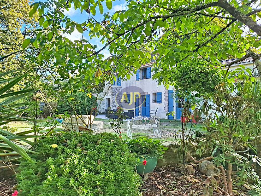 Vente Maison Maison Villeneuve En Retz 4 pièce(s) 158.27 m2 Villeneuve en retz