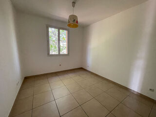  Maison à louer 4 pièces 82 m²
