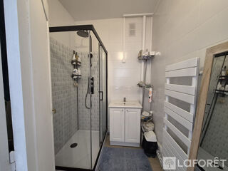  Appartement à louer 3 pièces 76 m²