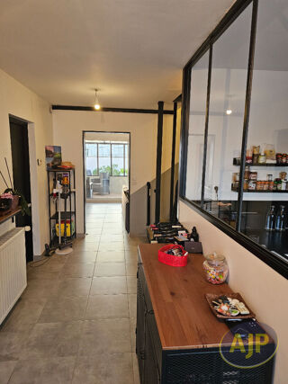  Maison à louer 6 pièces 123 m²