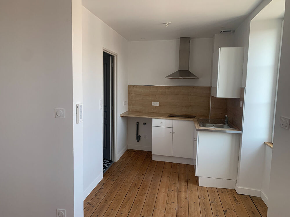 Location Appartement Saint Fort Sur Gironde - T2 de 42 m2 Saint fort sur gironde