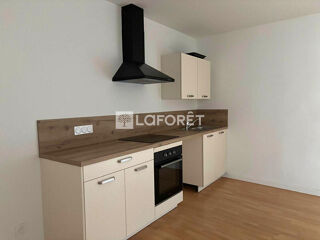  Appartement à louer 3 pièces 70 m²