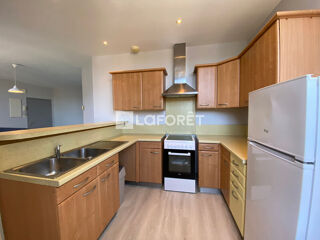  Appartement à louer 3 pièces 59 m²