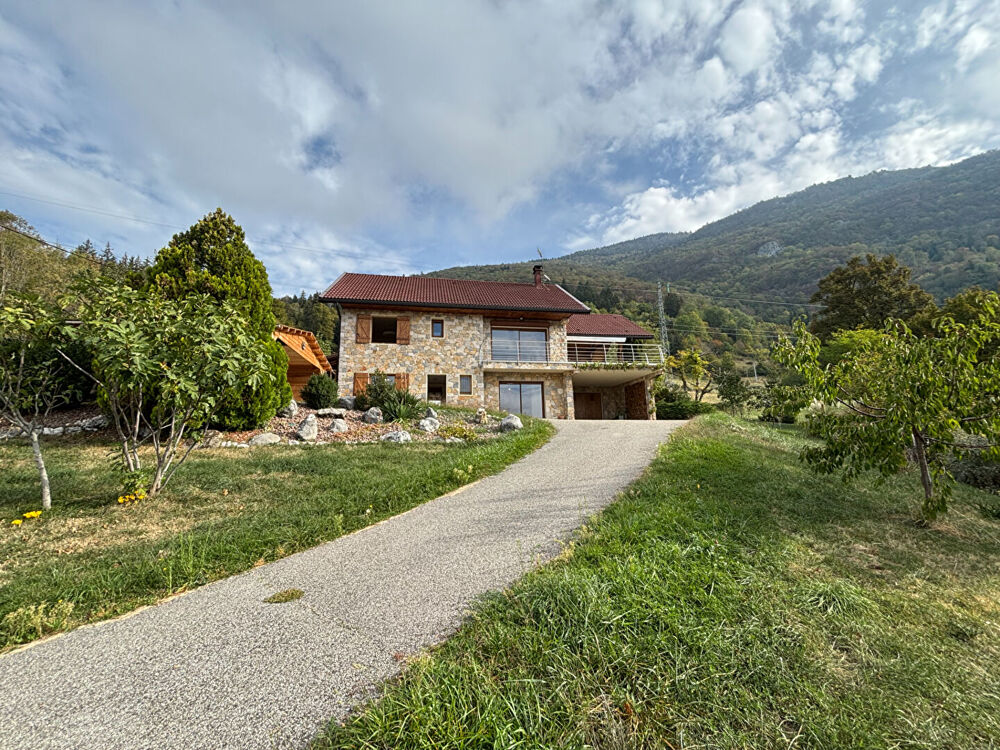 Maison 6 pièces avec vue sur le lac d'Aiguebelette ? Novalaise