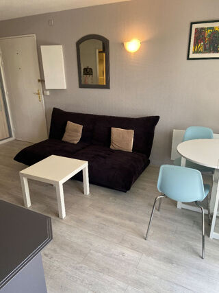  Appartement à louer 2 pièces 32 m²