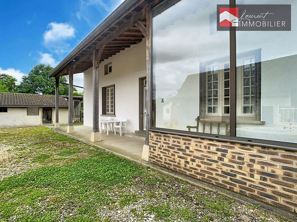Vente Maison Propriété de caractère sur 16 626 m² avec maison de 175 m² et dépendances, Jouvençon Cuisery