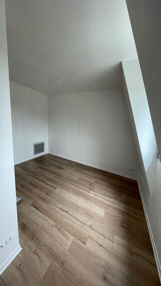  Appartement à louer 1 pièce 20 m²
