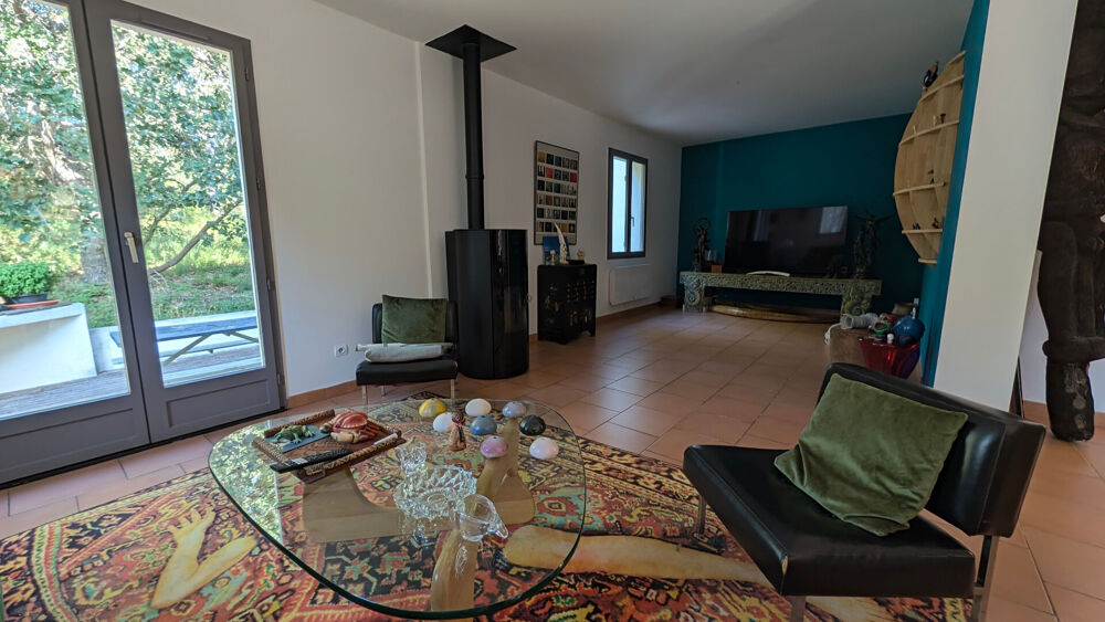 Vente Maison PEYROLLES EN PCE - Villa T6 de 162 m² sur 9511 m² de terrain Peyrolles en provence