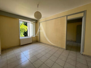  Appartement à louer 3 pièces 65 m²