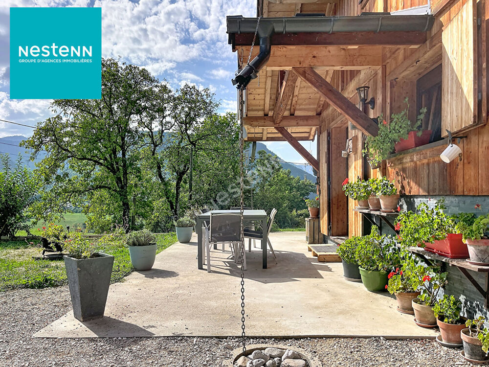 FAVERGES SEYTHENEX _ Magnifique chalet, 7 pièces de 200 m², avec beau terrain, à vendre