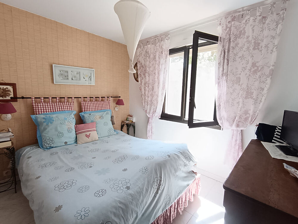 Location Appartement SIX FOURS LES PLAGES  T3 a louer meublé avec garage Six fours les plages