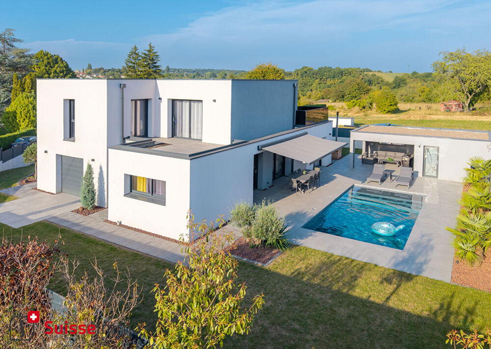 Villa 7 pièces 302 m2