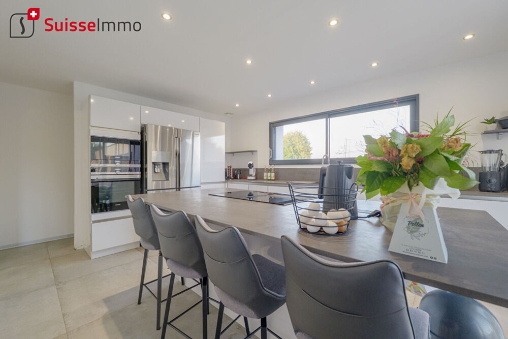 Vente Maison Villa 7 pièces 302 m2 Montbeliard