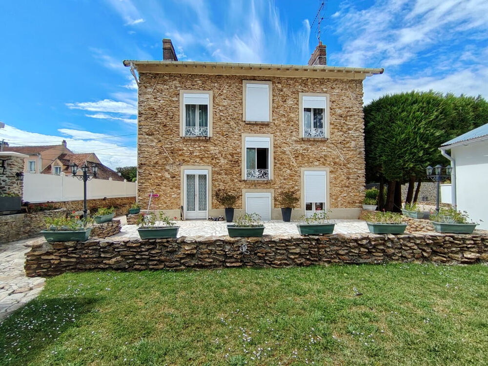 Maison familiale 7 pièces à Ozouer le Voulgis