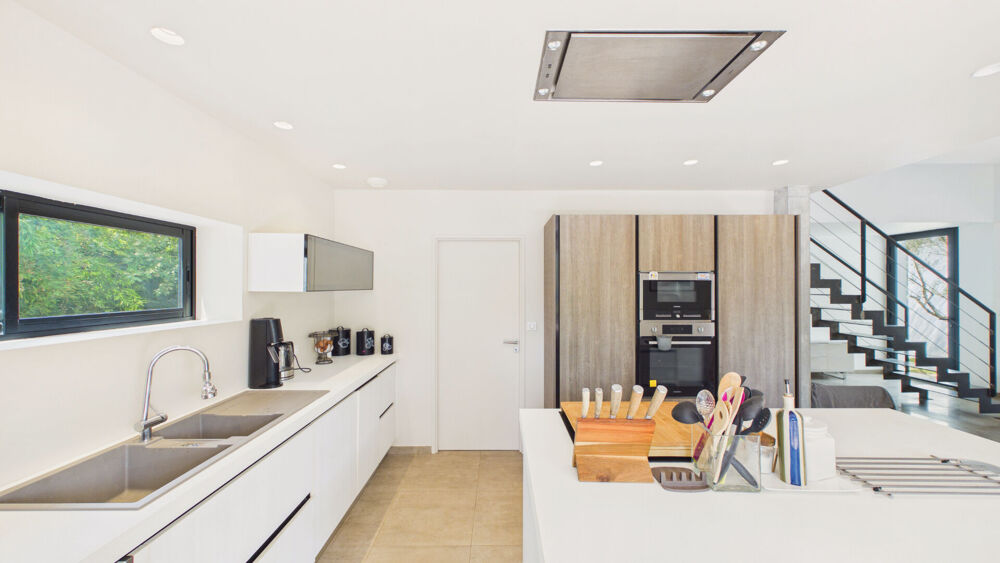 Maison d'architecte contemporaine de 157 m² au calme et à 5 minutes en vélo des plages