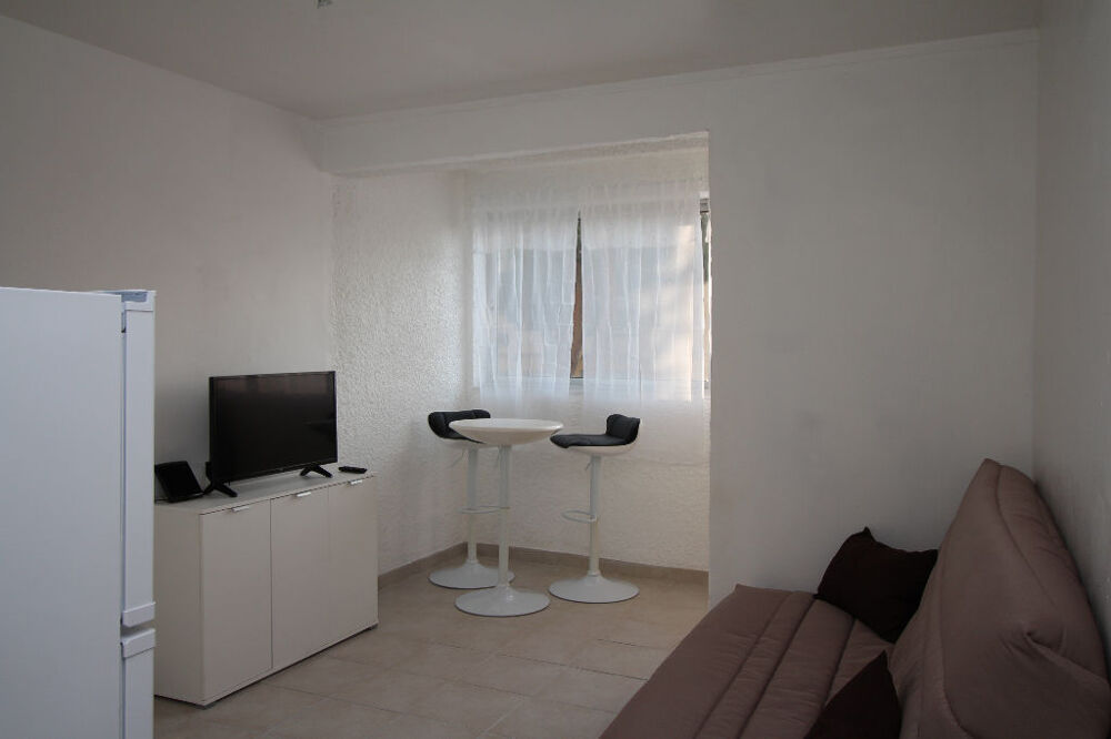 Location Appartement À louer à l'année - Studio - Canet-en-Roussillon- Secteur Canet Port Canet plage