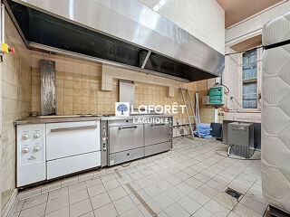  Immeuble à vendre 9 pièces 1144 m²