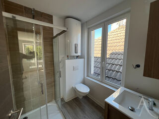  Immeuble à vendre 12 pièces 173 m²
