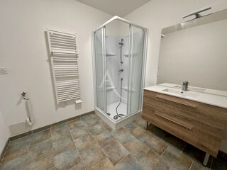  Appartement � louer 6 pi�ces 116 m� Brissac quince