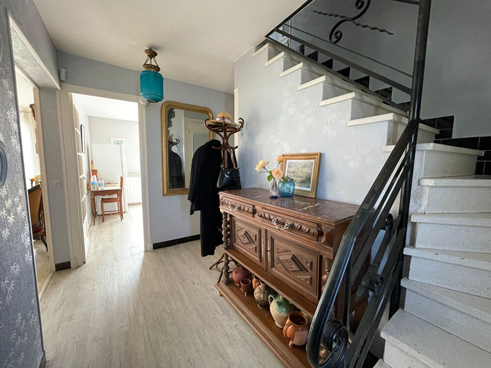 Vente Maison Citadelle de BROUAGE vente d'une maison de 8 pi�ces (165 m�) Marennes hiers brouage