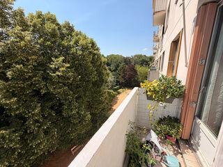  Appartement à louer 3 pièces 55 m²