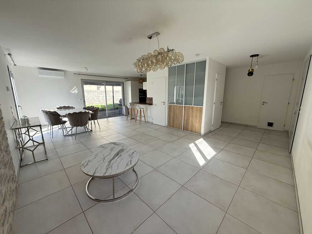 Maison 4 pièces 94 m² · à Chaleins · 94 m² · 339 000 €