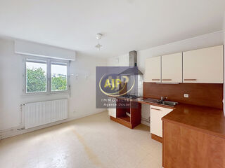  Appartement à louer 3 pièces 78 m²