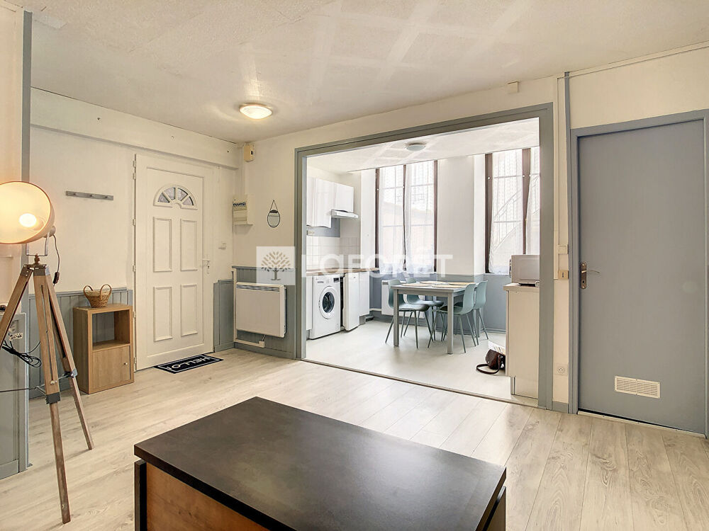 Studio meublé à Neufchâteau 35 m2