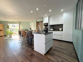  Maison à vendre 7 pièces 216 m²