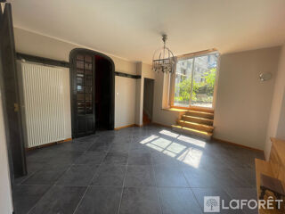  Immeuble � vendre 13 pi�ces 300 m�