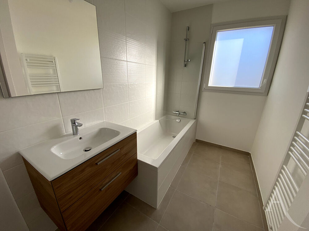 Vente Maison Maison Montaigu 5 pi�ces Montaigu vendee